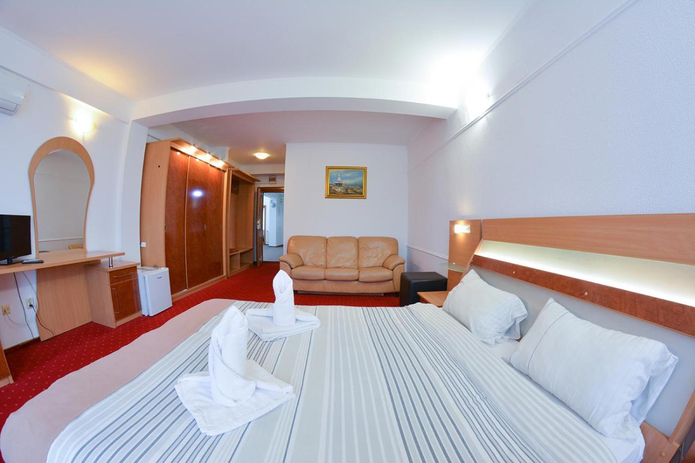 Pensiune Valentina Hotel Ramnicu Valcea Exterior photo