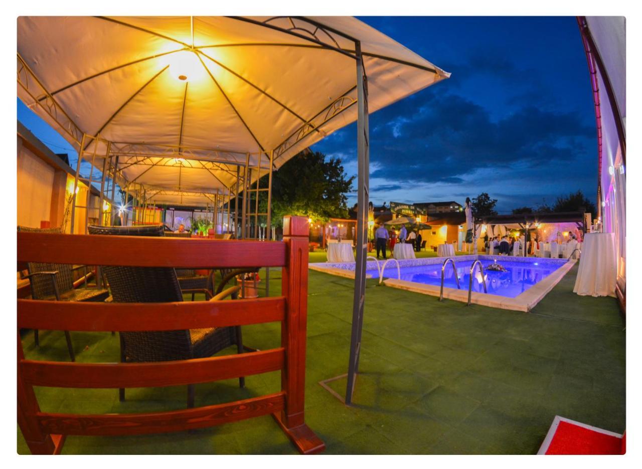 Pensiune Valentina Hotel Ramnicu Valcea Exterior photo
